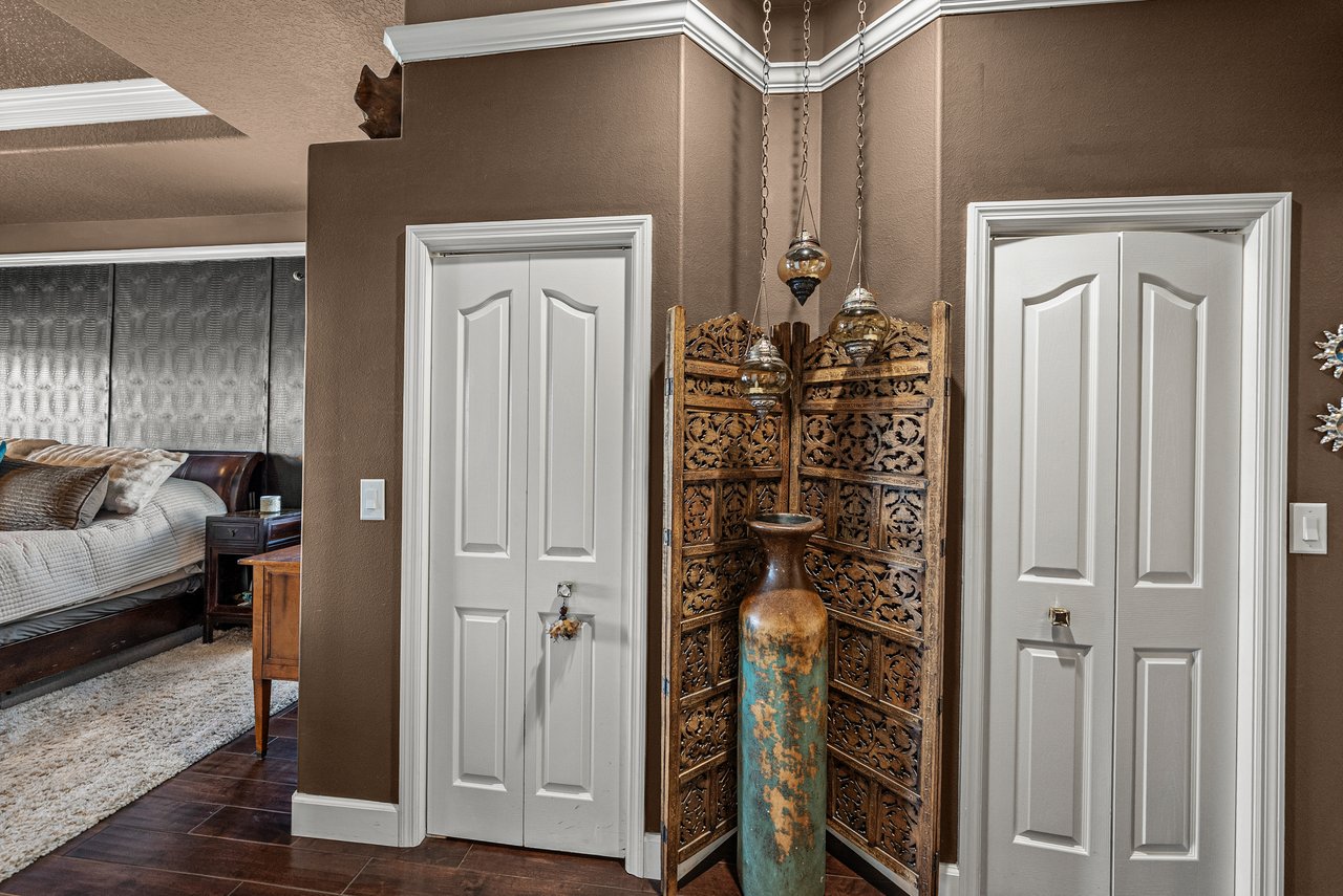 13247 THOROUGHBRED DR