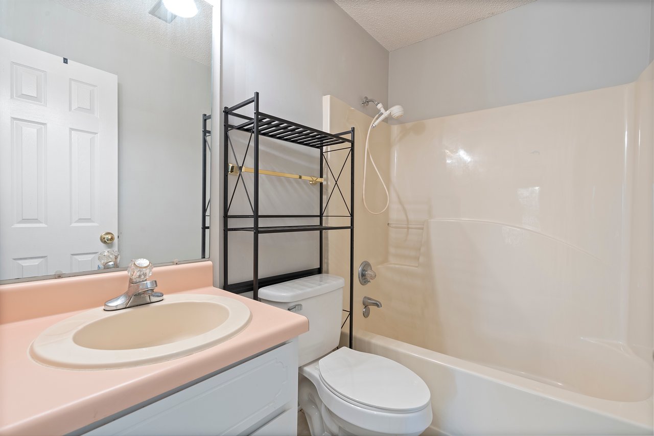 Cozy Home minutes from Downtown Huntsville