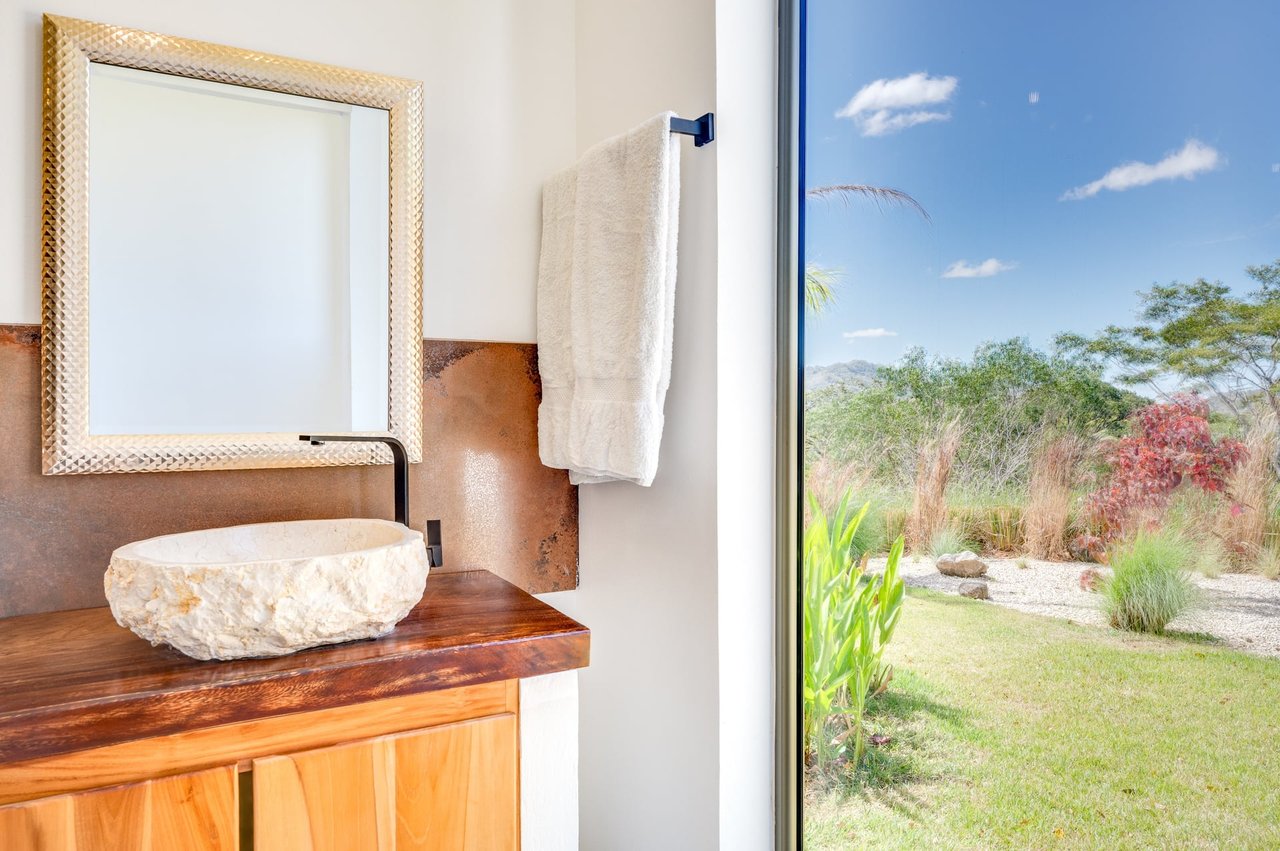 Finca Hermosa | Modern 3BR Luxury Villa with Infinity Pool in Exclusive Finca Panama Community