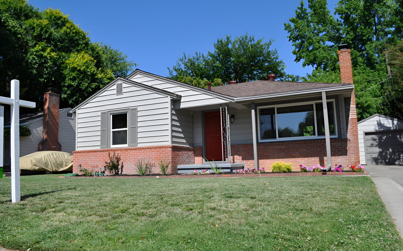 68 Coloma Way Sacramento, Ca 95819 - East Sacramento/McKinley Park New Listing