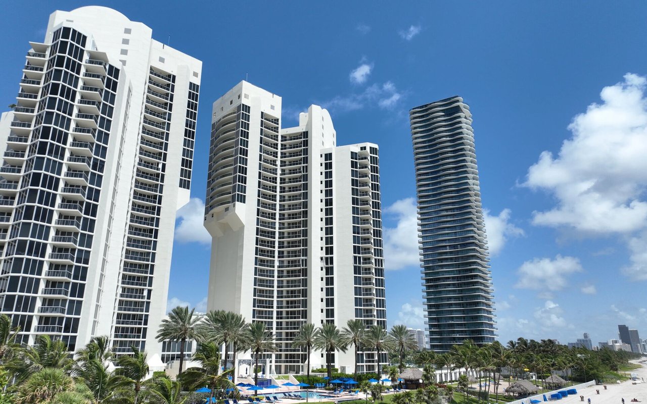 Andare Residences