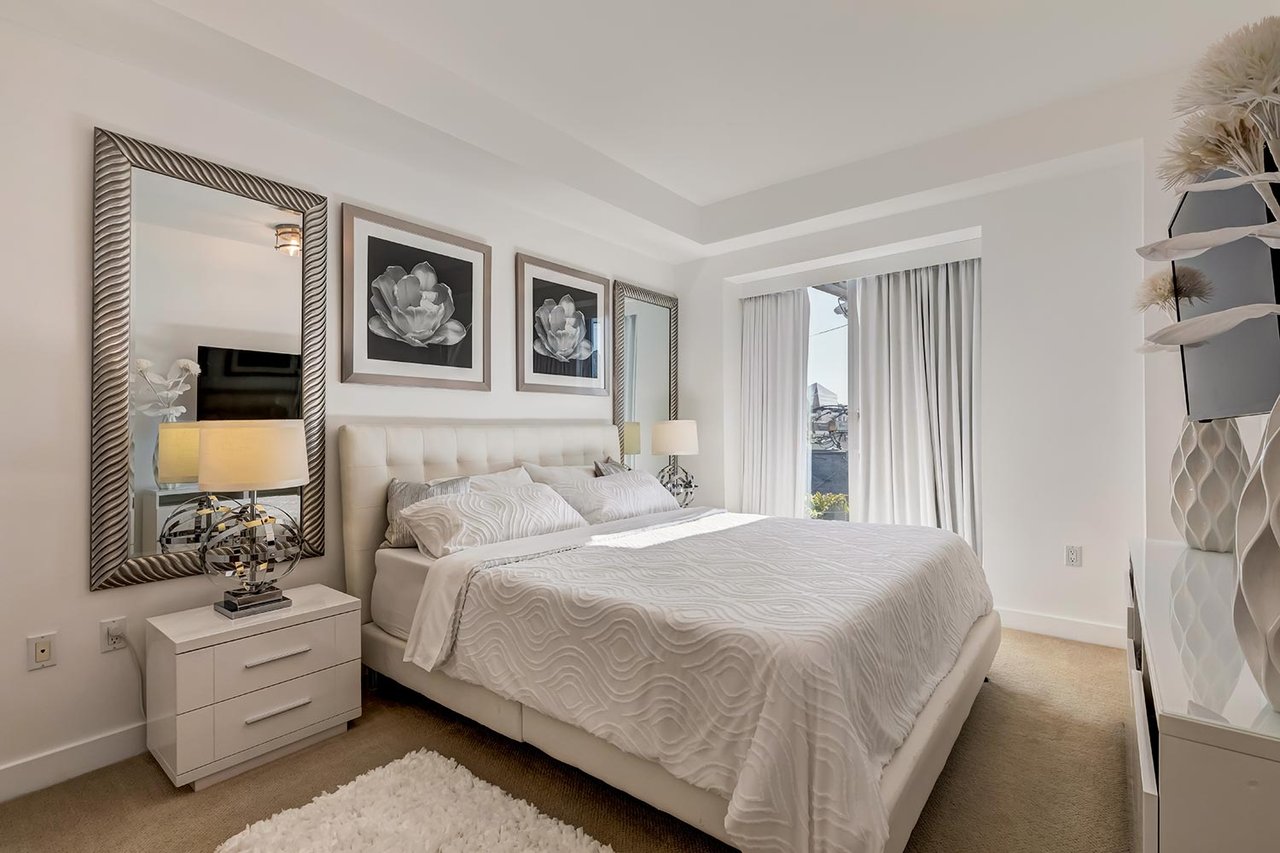 855 N Croft Ave #306, West Hollywood
