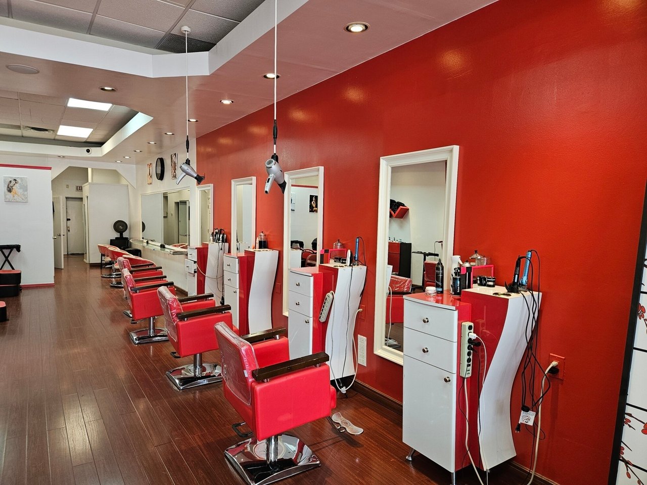 1079-1083 Willis Ave