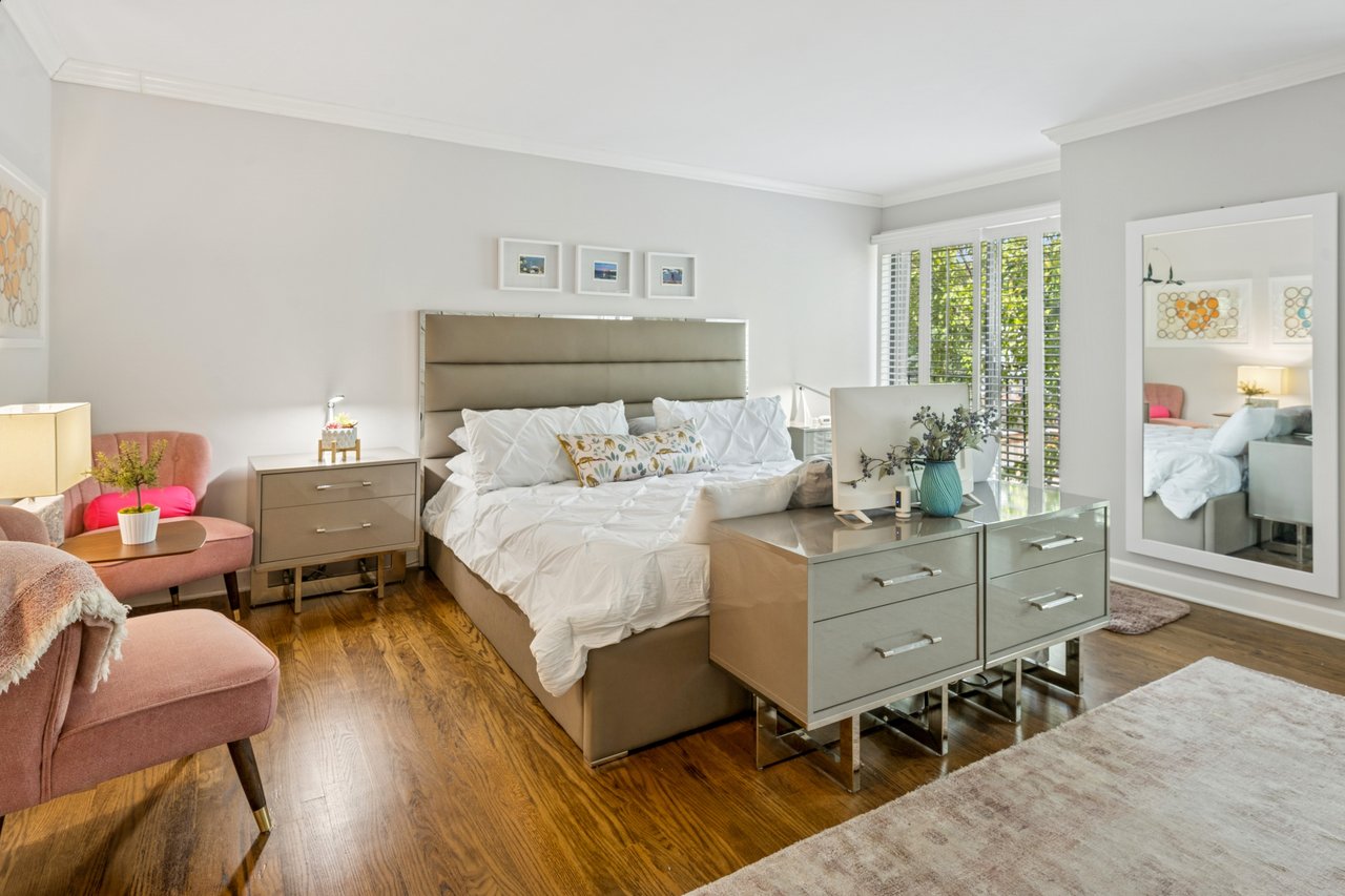 Chicago's Best Opportunity in  OLD TOWN