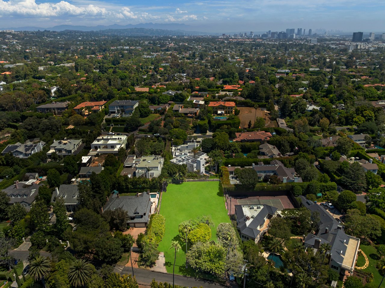 184 S Rockingham Ave, Brentwood