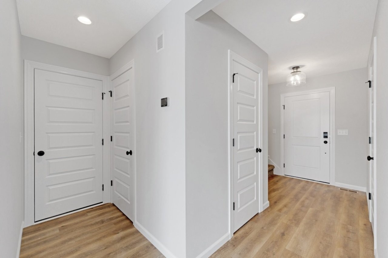 551 Persimmon Cove