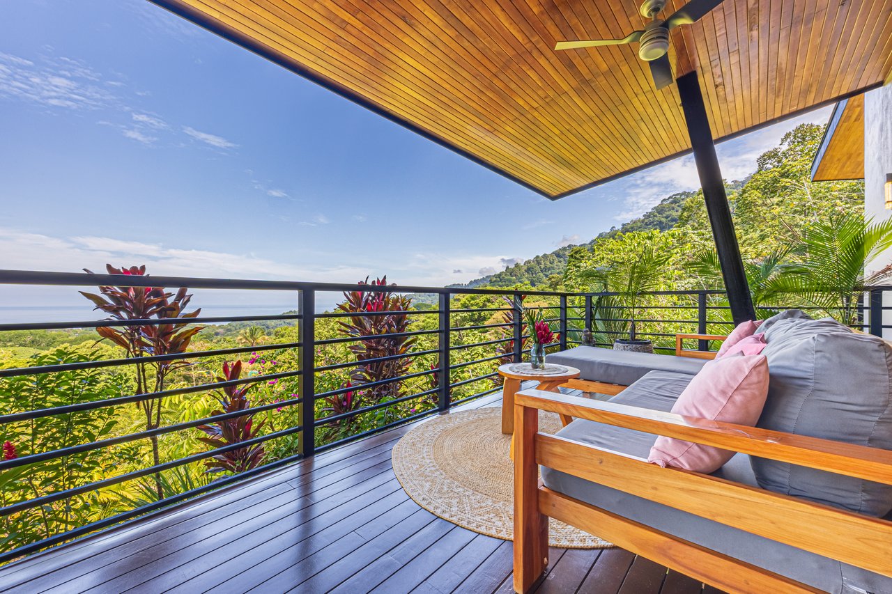 Casa Markissa – Luxury Oceanview Villa with Proven Rental Income.