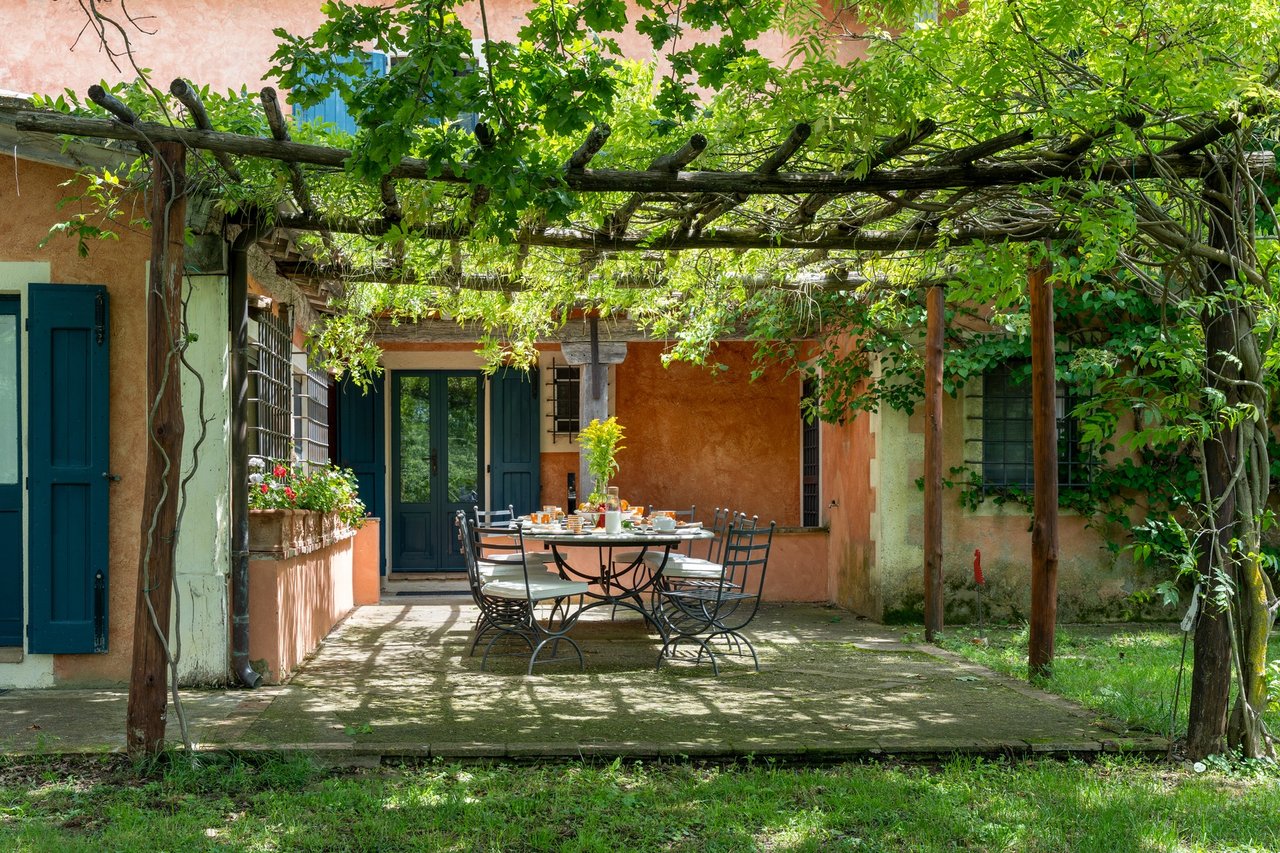 Renovated 18th Century Tuscan Home With Beautiful Hill Views