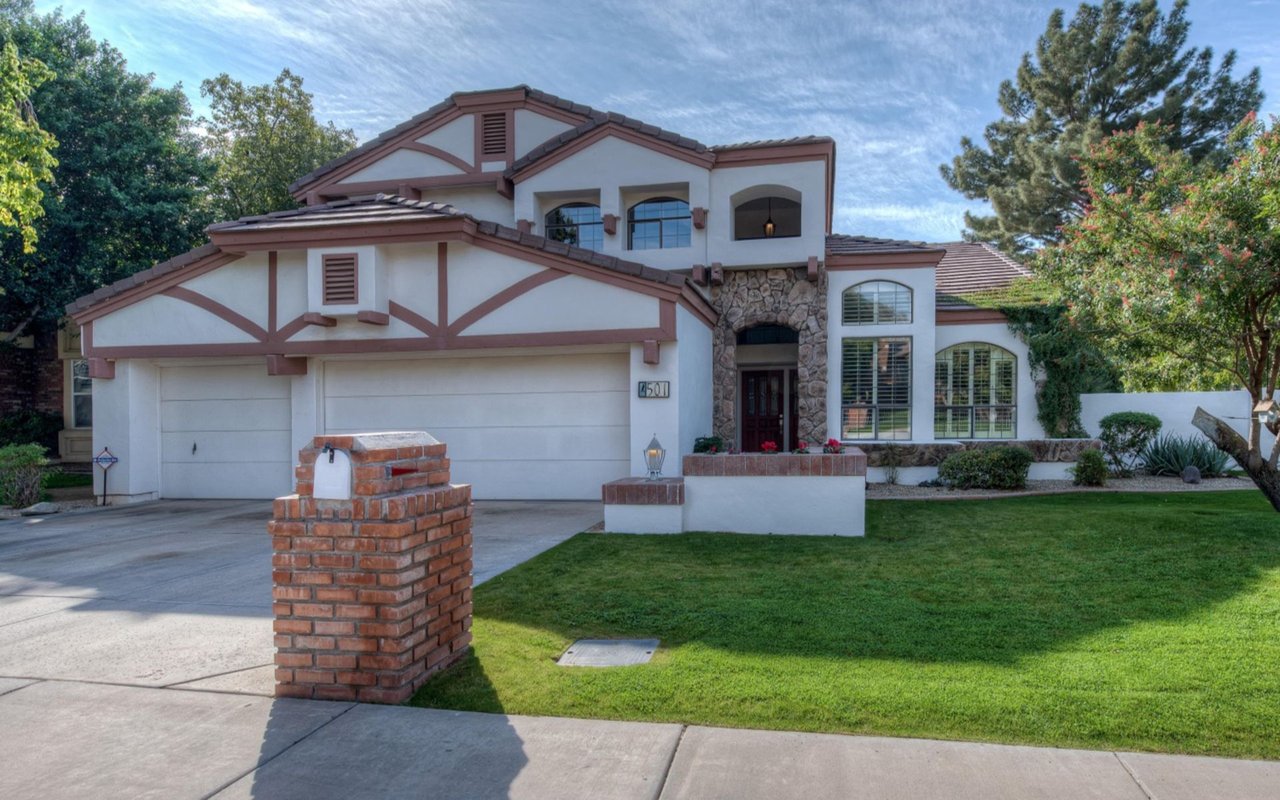 Featured Home: 501 E. Stella Lane, Phoenix, AZ 85012