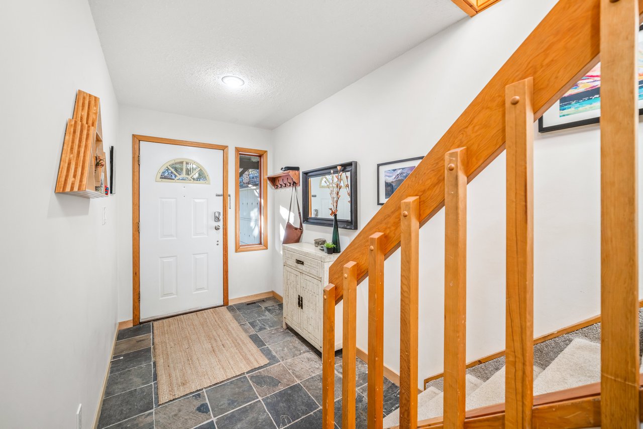 809 5th Street Unit: 3