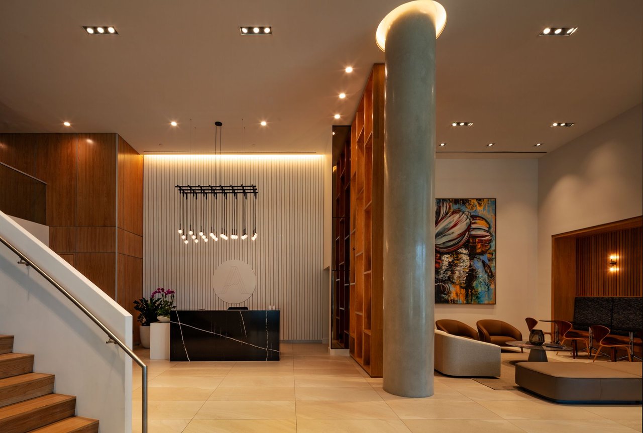 Ascent at Metropolitan Naples