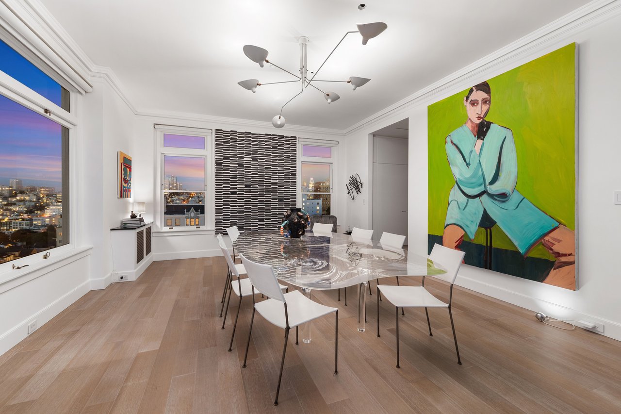 Magnificent Apartment at The Heights