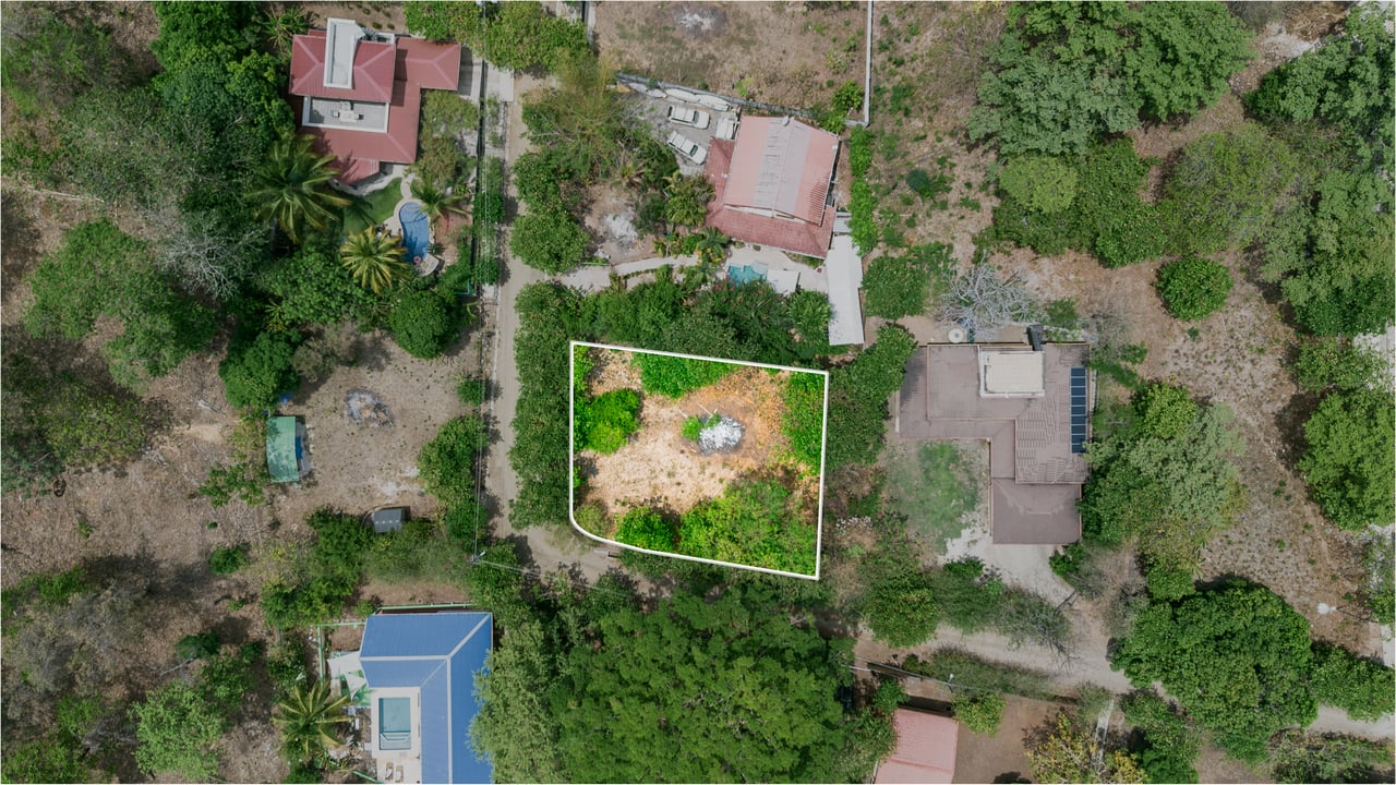 Prime Montañas de Conchal Lot for Sale | Walk to Playa Puerto Viejo, Near Playa Conchal & Flamingo
