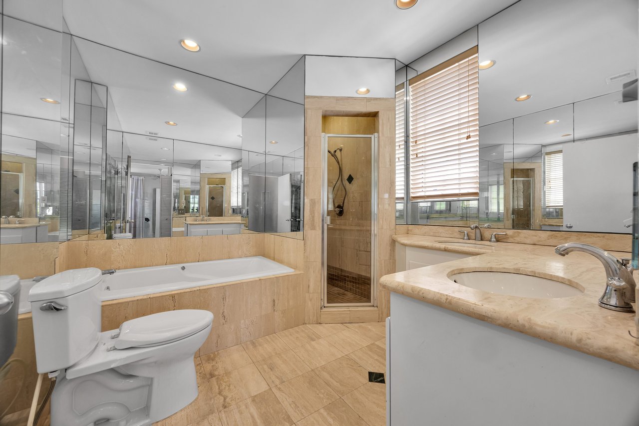 Tri-Level Townhome in the Heart of South Miami