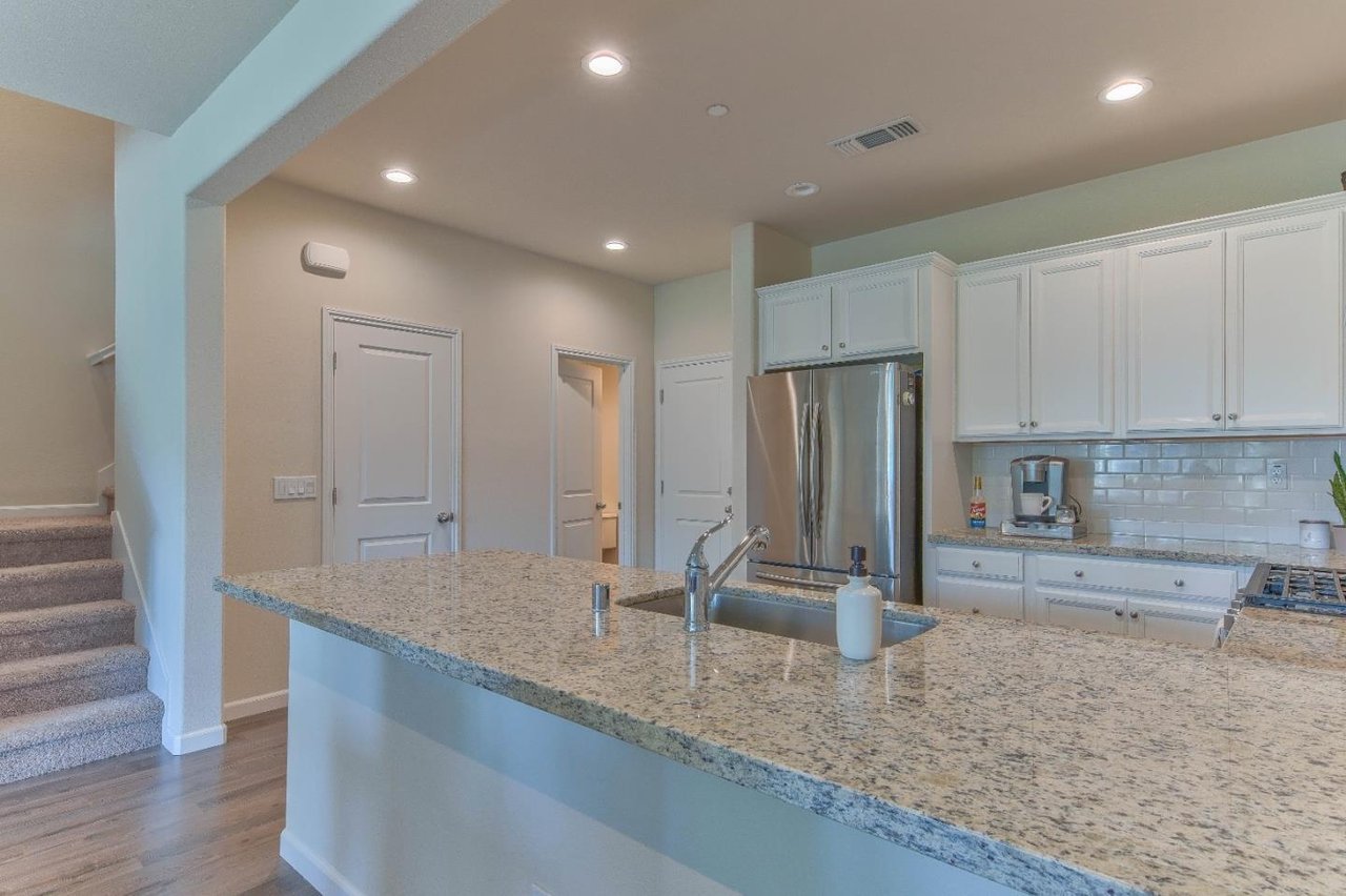 14806 Kit Carson Drive