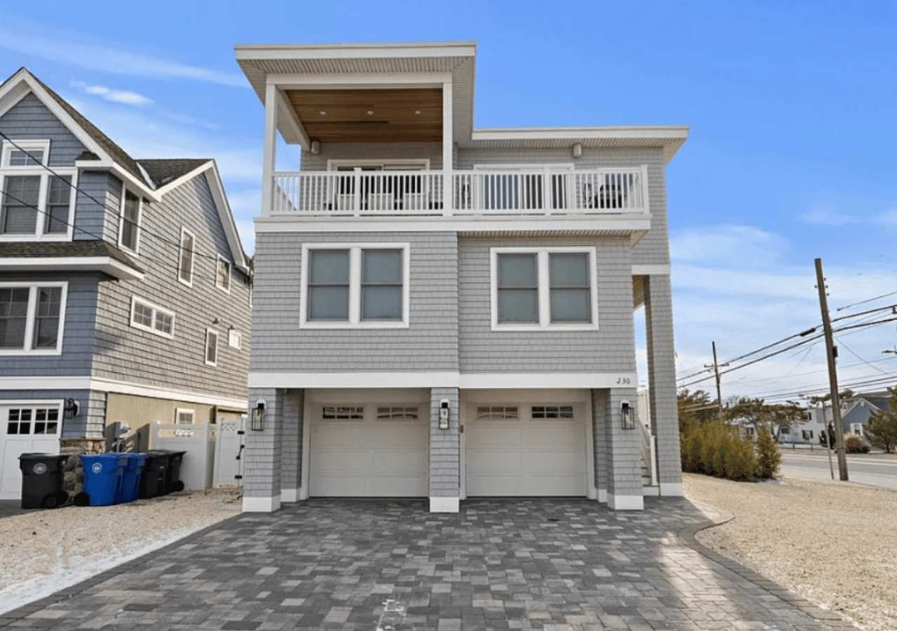 230 Fairview Ave