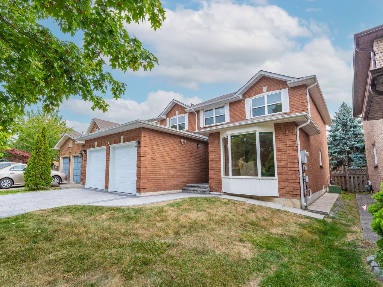 35 Lynngrove Crescent