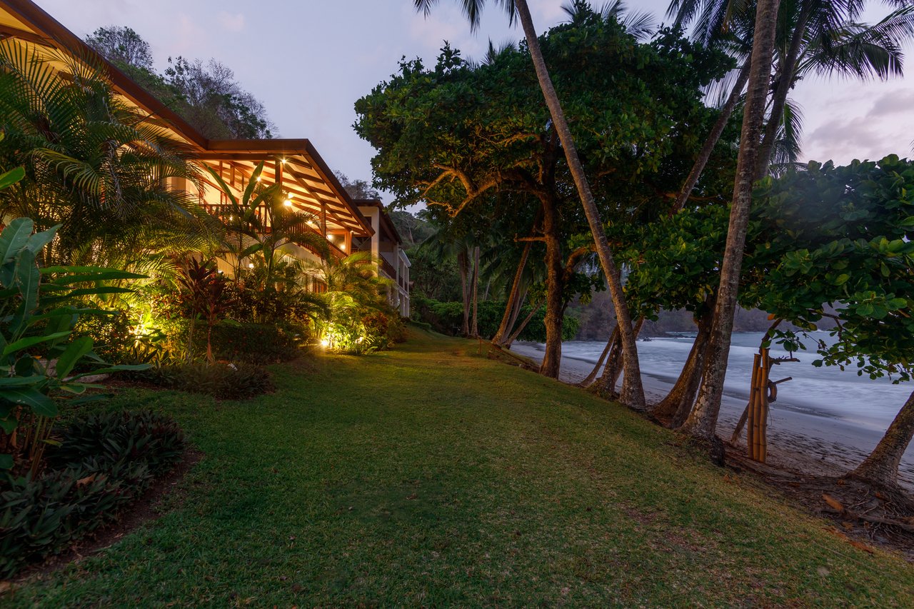 Beachfront Surf Villa, Jaco, Puntarenas