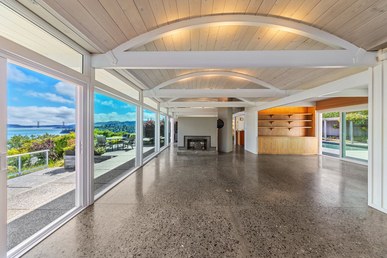 240 Loma Ave