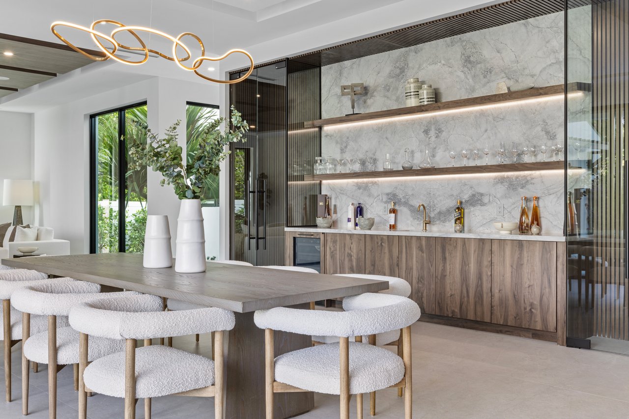 Murray Rd in Soso With Beautiful Water & Island Views