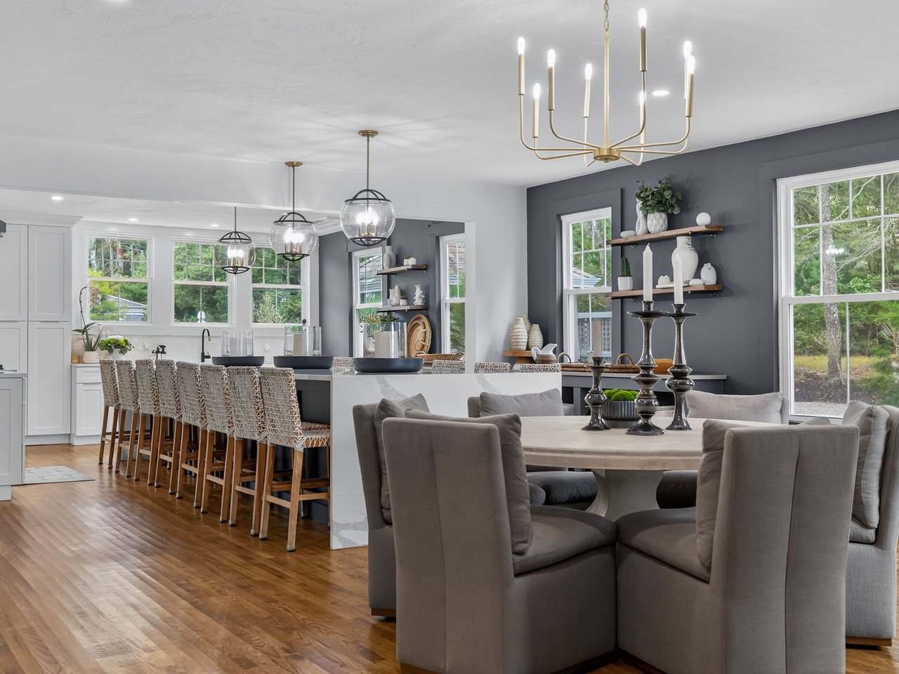 Waterfront Off Market Private Exclusive 