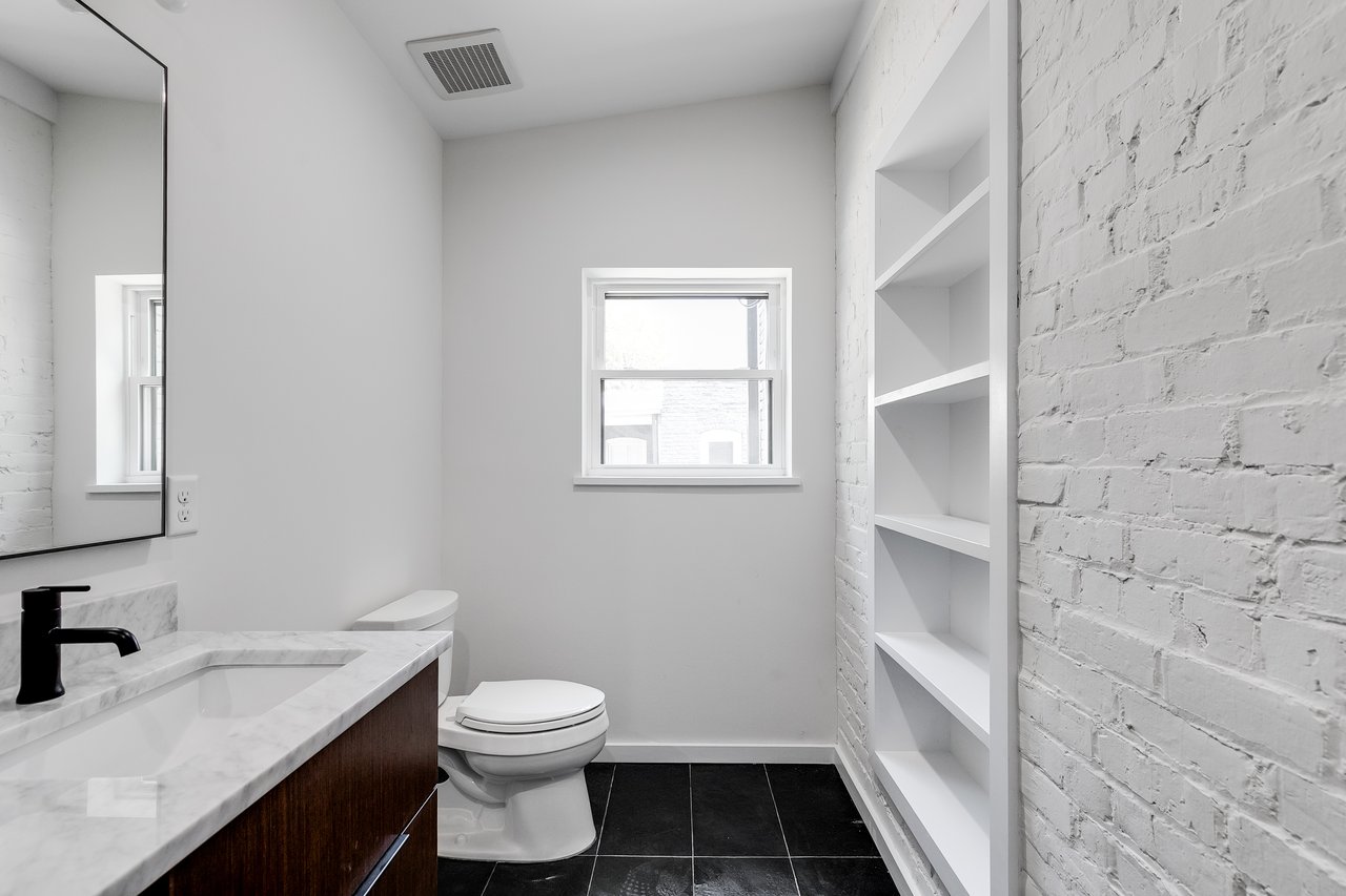 4 N Robinson (Fan House)