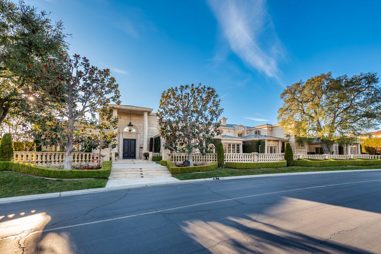 996 Vista Ridge Lane