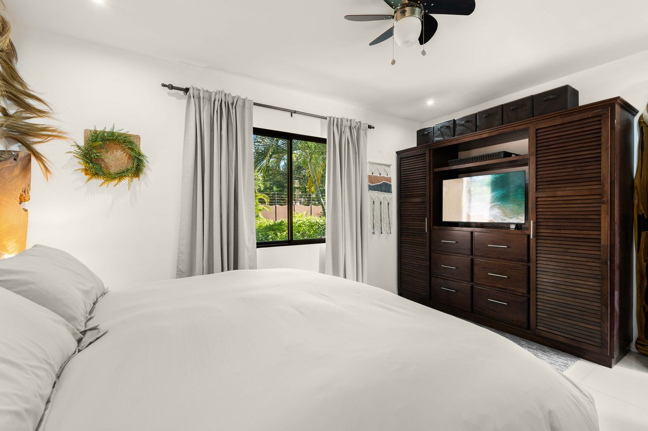 Casa Suerte | Modern 2-Bedroom Tropical Home with Pool Near Playa Potrero and Flamingo Marina