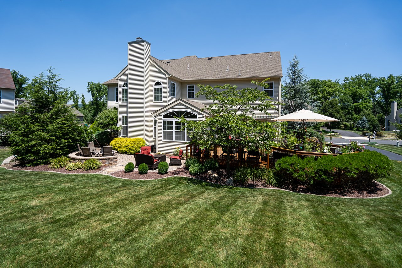 4800 Curly Horse Drive
