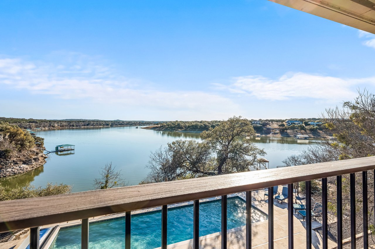 4300 Travis Peak Trail