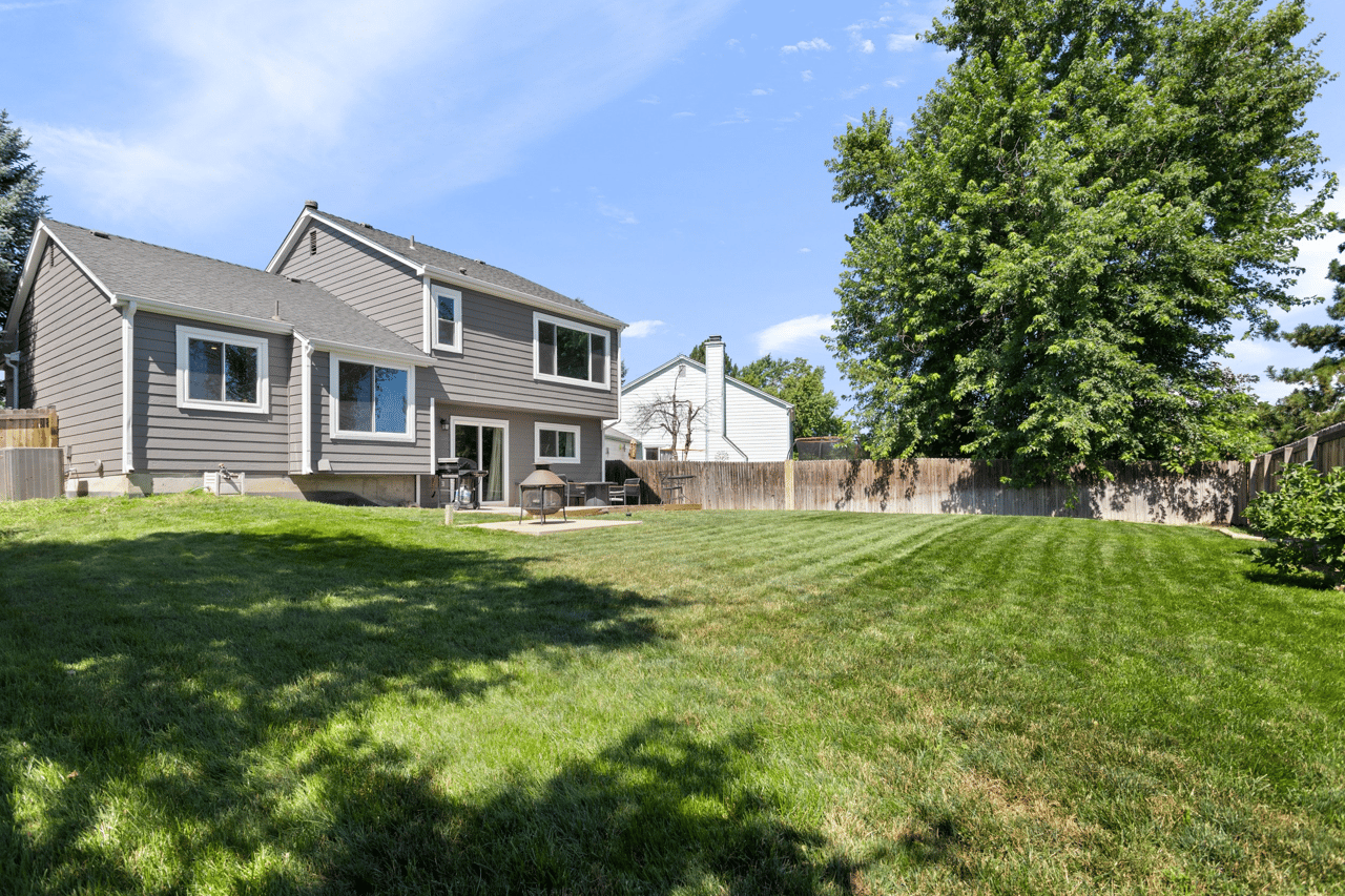 Just Listed: Recently Renovated Gem with Stunning Kitchen and Cozy Layout!