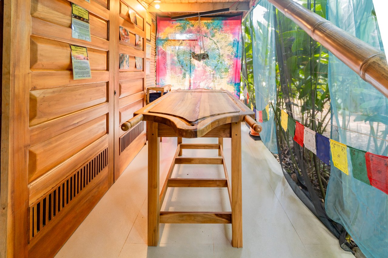 4 Bedroom 2 Bathroom Uvita Home