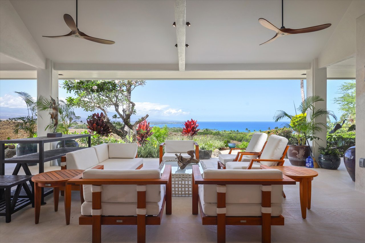 EXCEPTIONAL 5,456 SQ FT RESIDENCE - MAUNA KEA RESORT - $9,750,000 - RENOWNED KOHALA COAST BIG ISLAND
