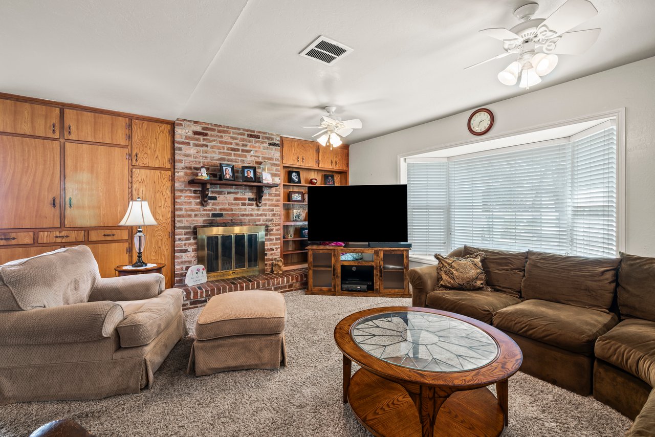 3529 Ridgewood Way