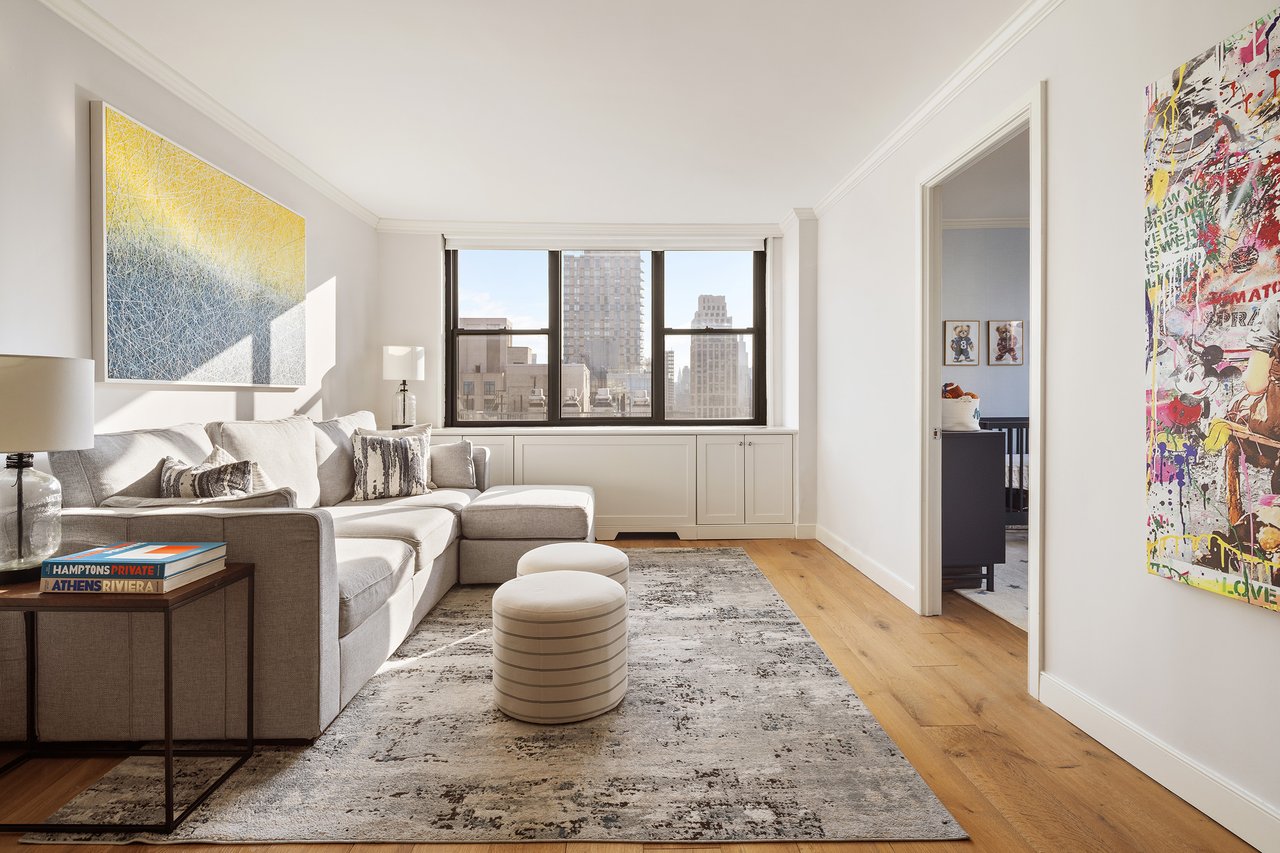 301 East 87th Street Unit 23D