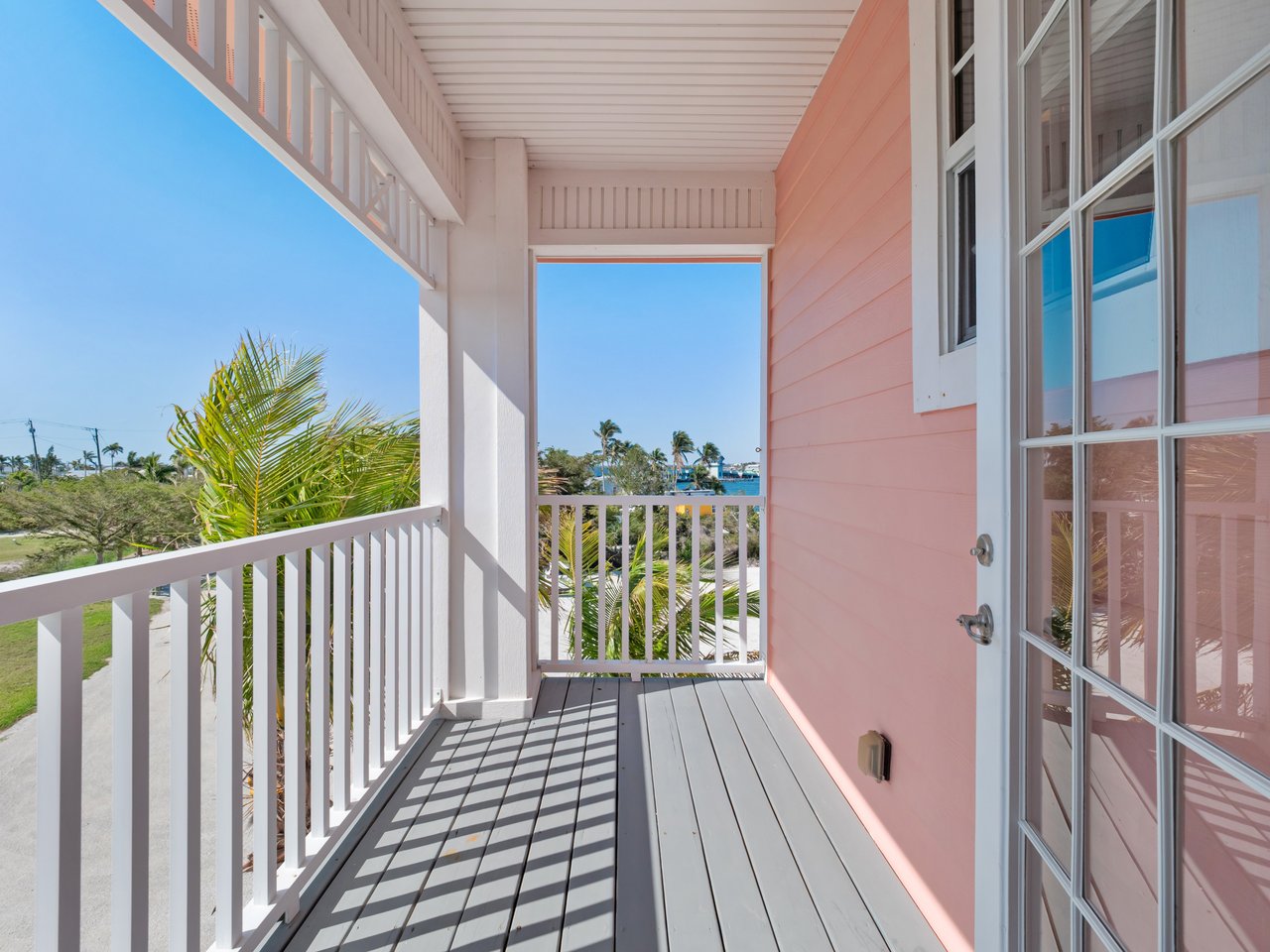 4581 Redfish Point RD