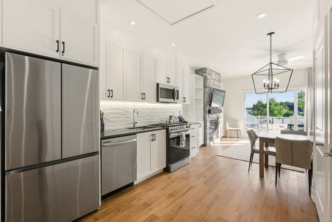 1869 MUSKOKA RD 118 WEST ROAD