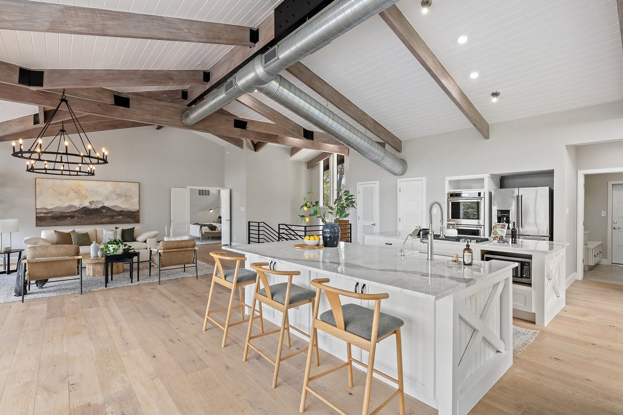 6905 Ladera Norte | Contemporary Northwest Hills Estate
