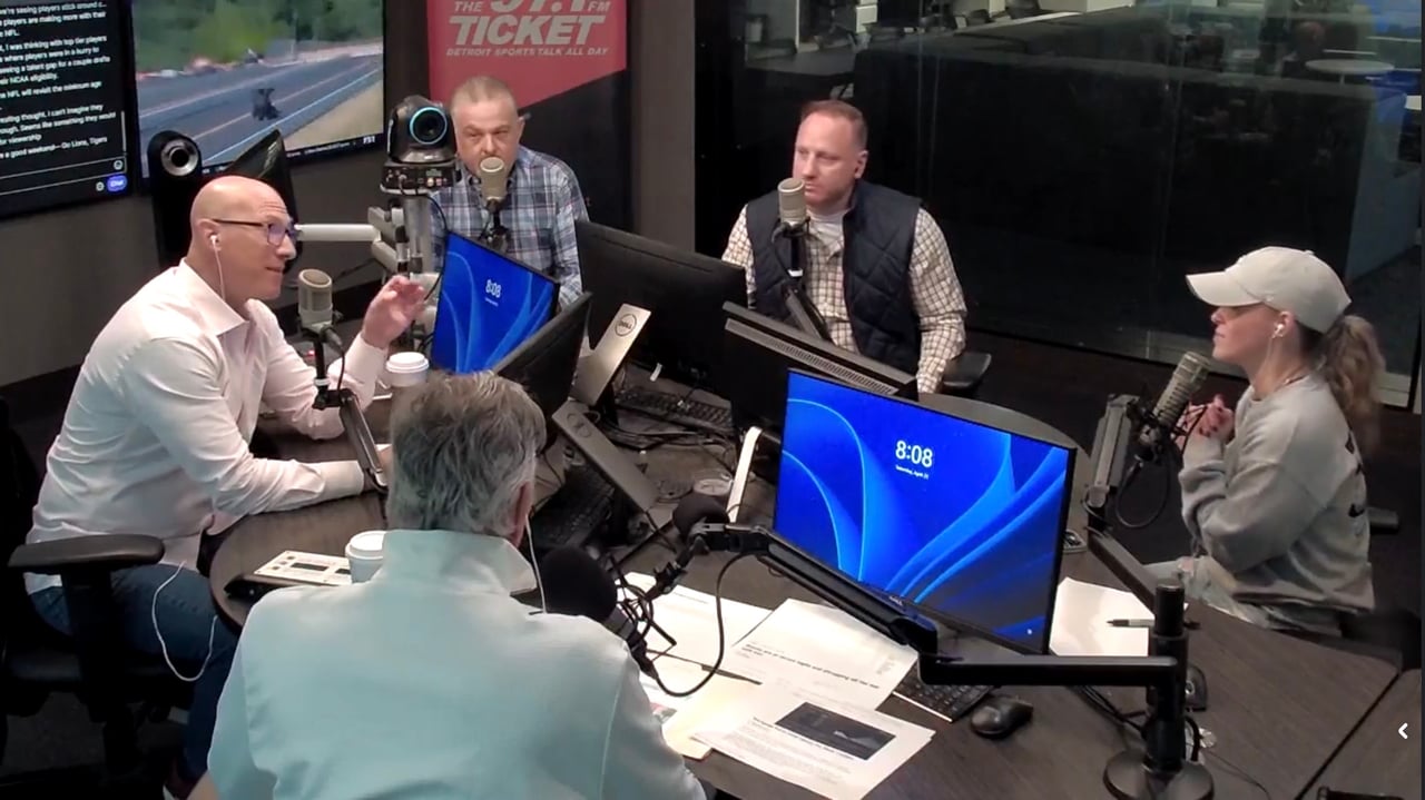 Hardcore Mortgage Show - 97.1 The Ticket