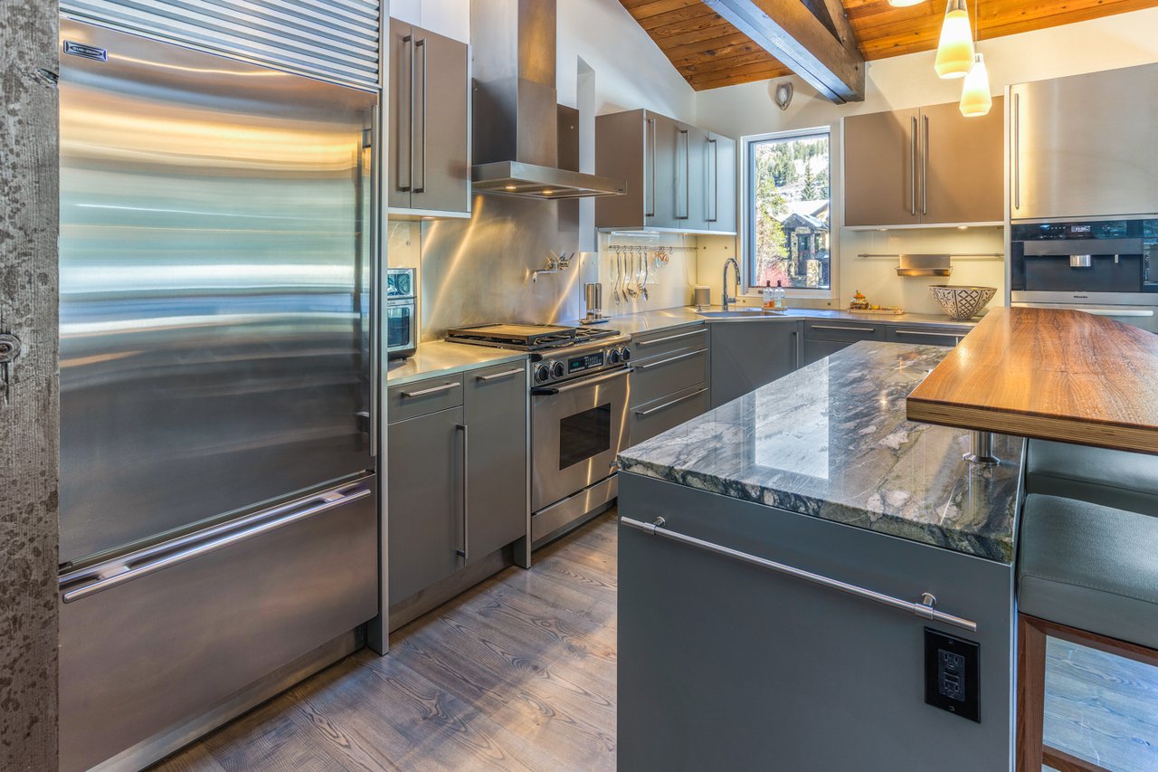 3988-A  Lupine Drive