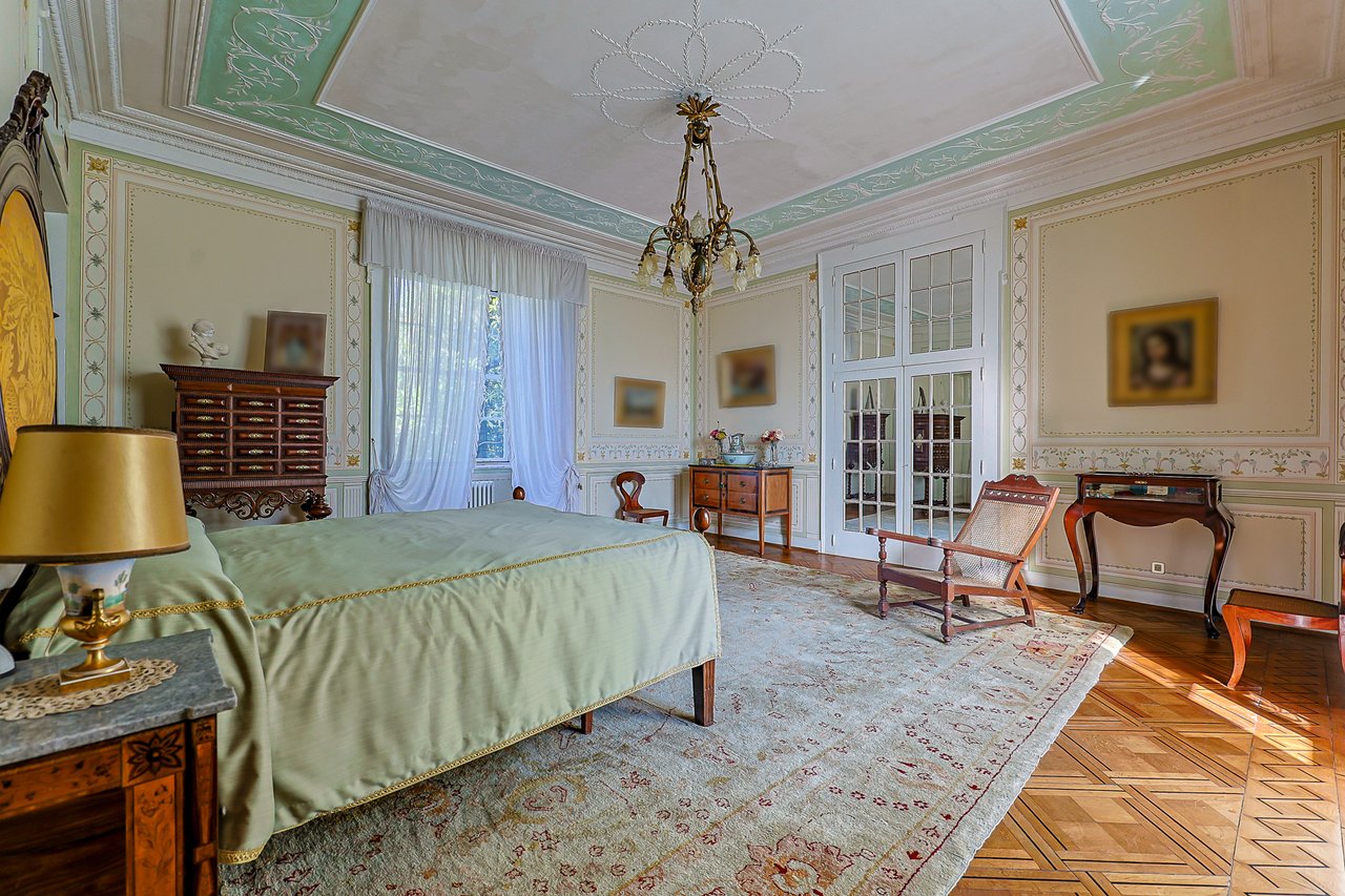 Magnificent 17th-Century Palace with  76,400 m² Estate Near Coimbra