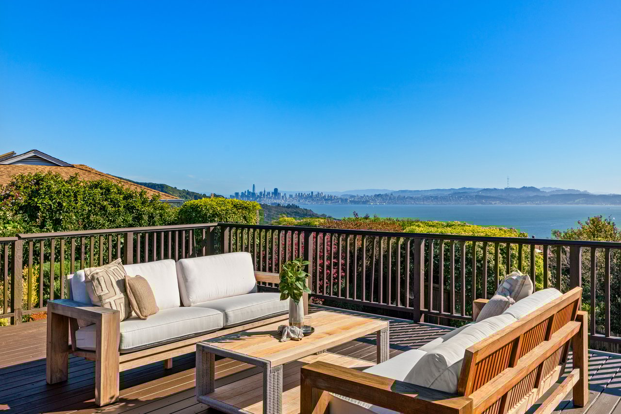 Sweeping Views of San Francisco and the Golden Gate Bridge