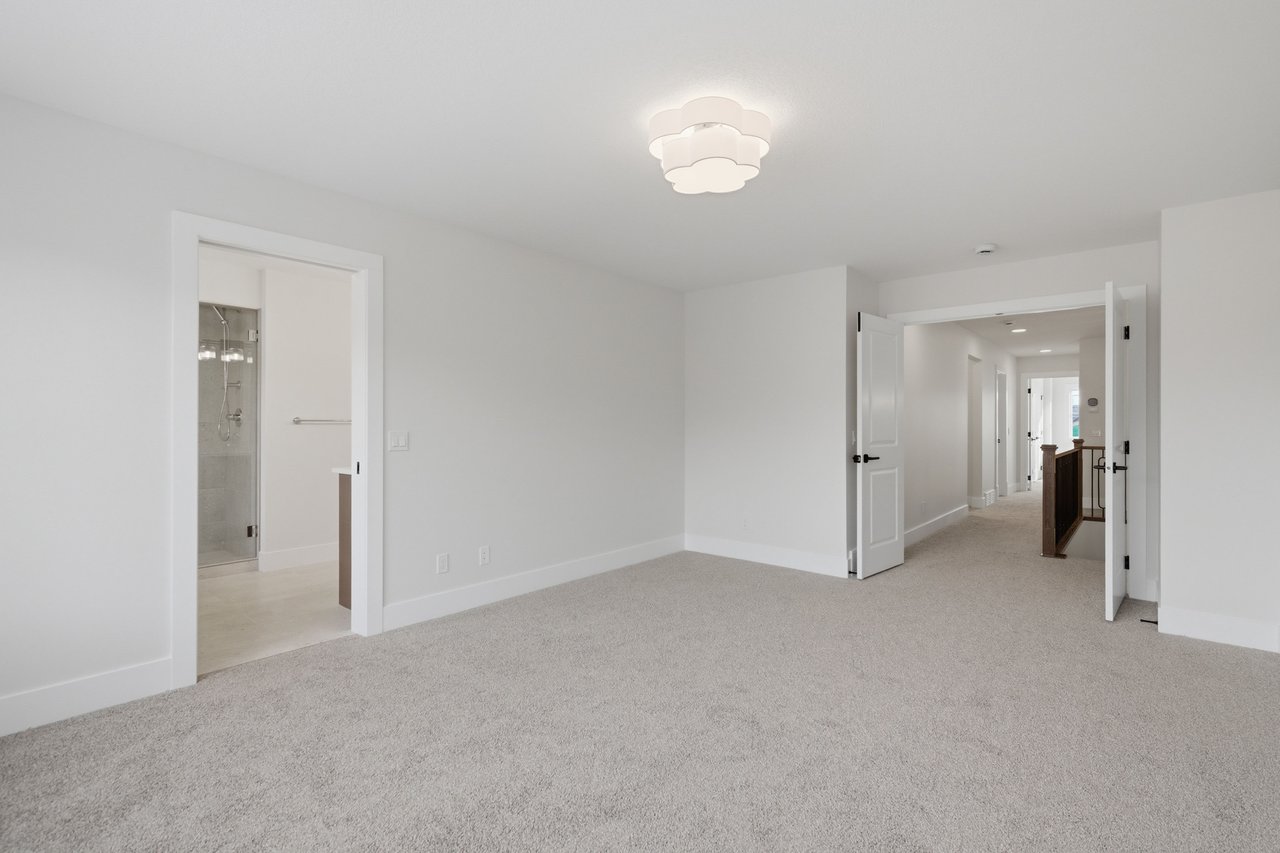 378 Bessborough Drive SW