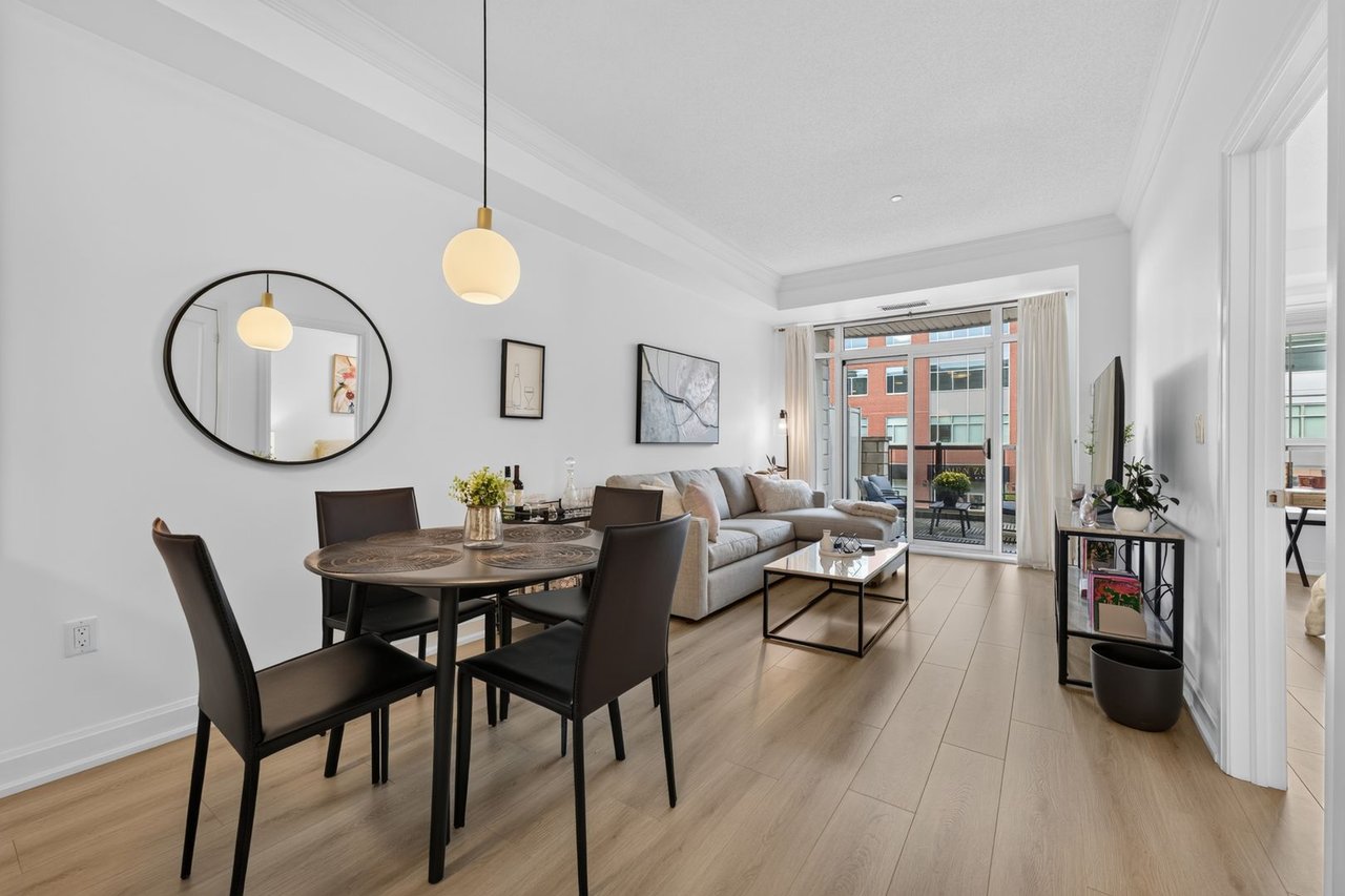 214 - 216 Oak Park Blvd