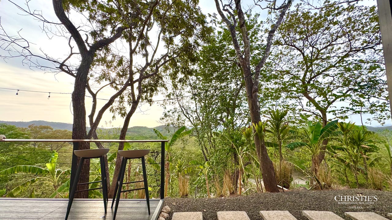 Casa Lunax Ocean View Residence