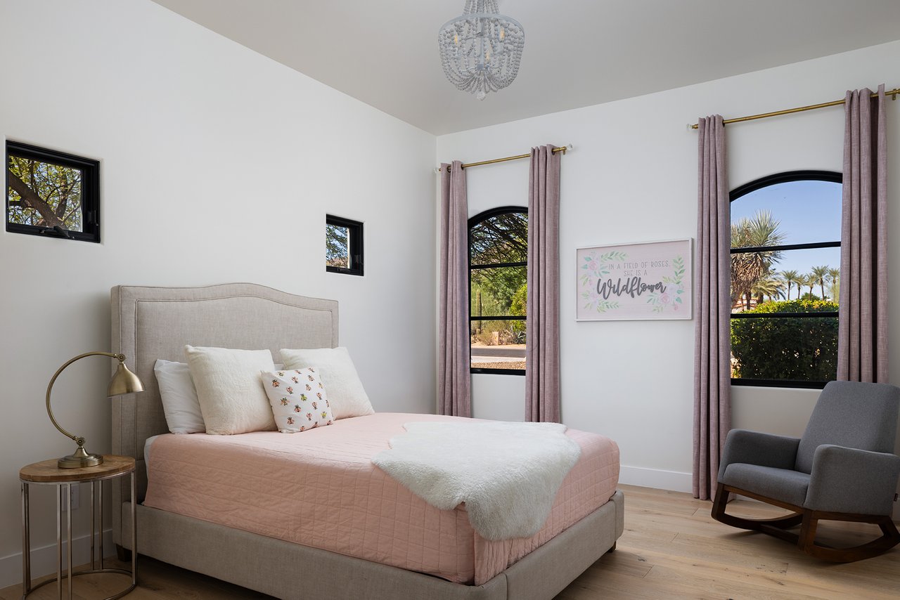 6718 E SAN JUAN Avenue