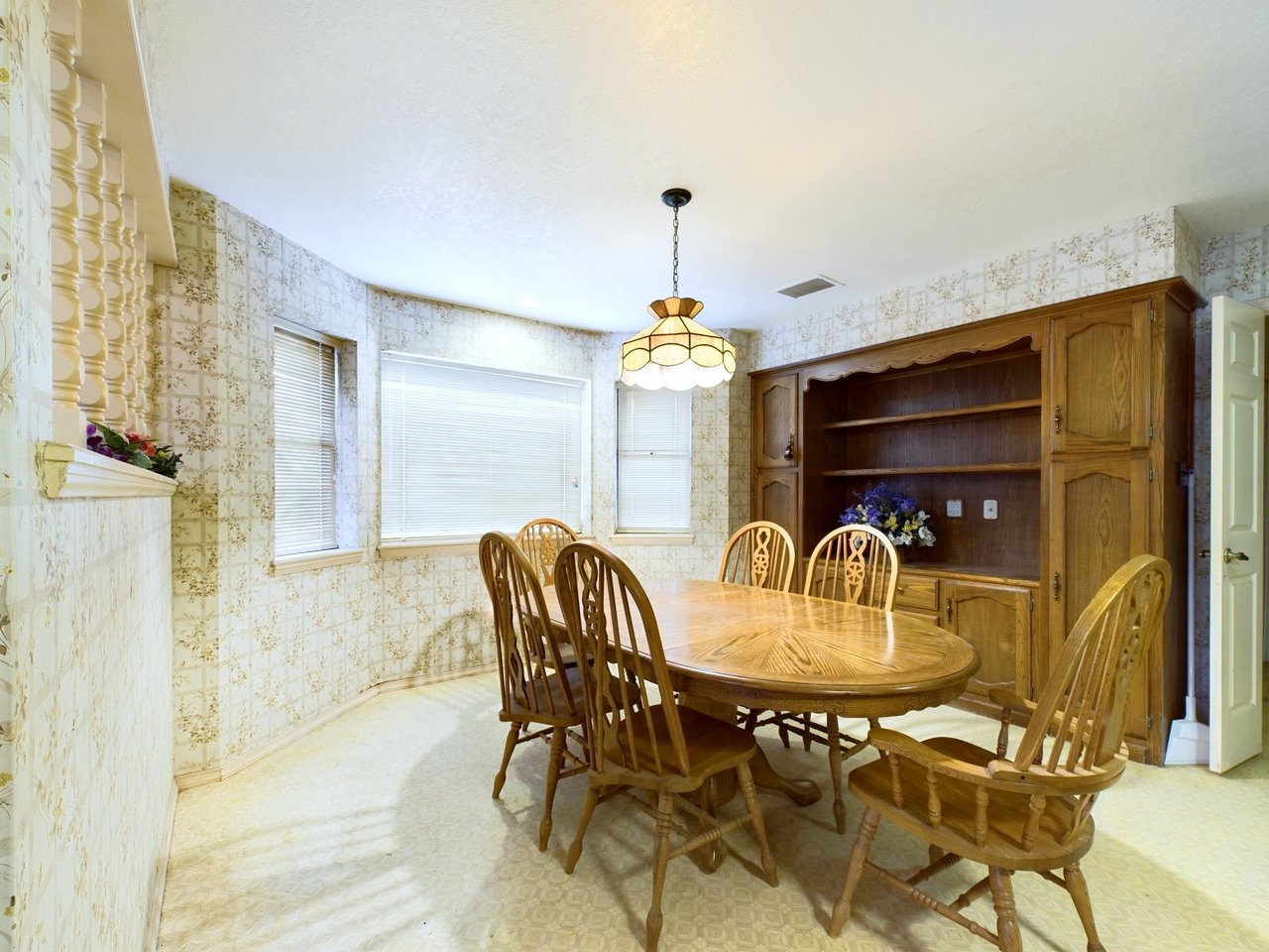 18 Winding Way