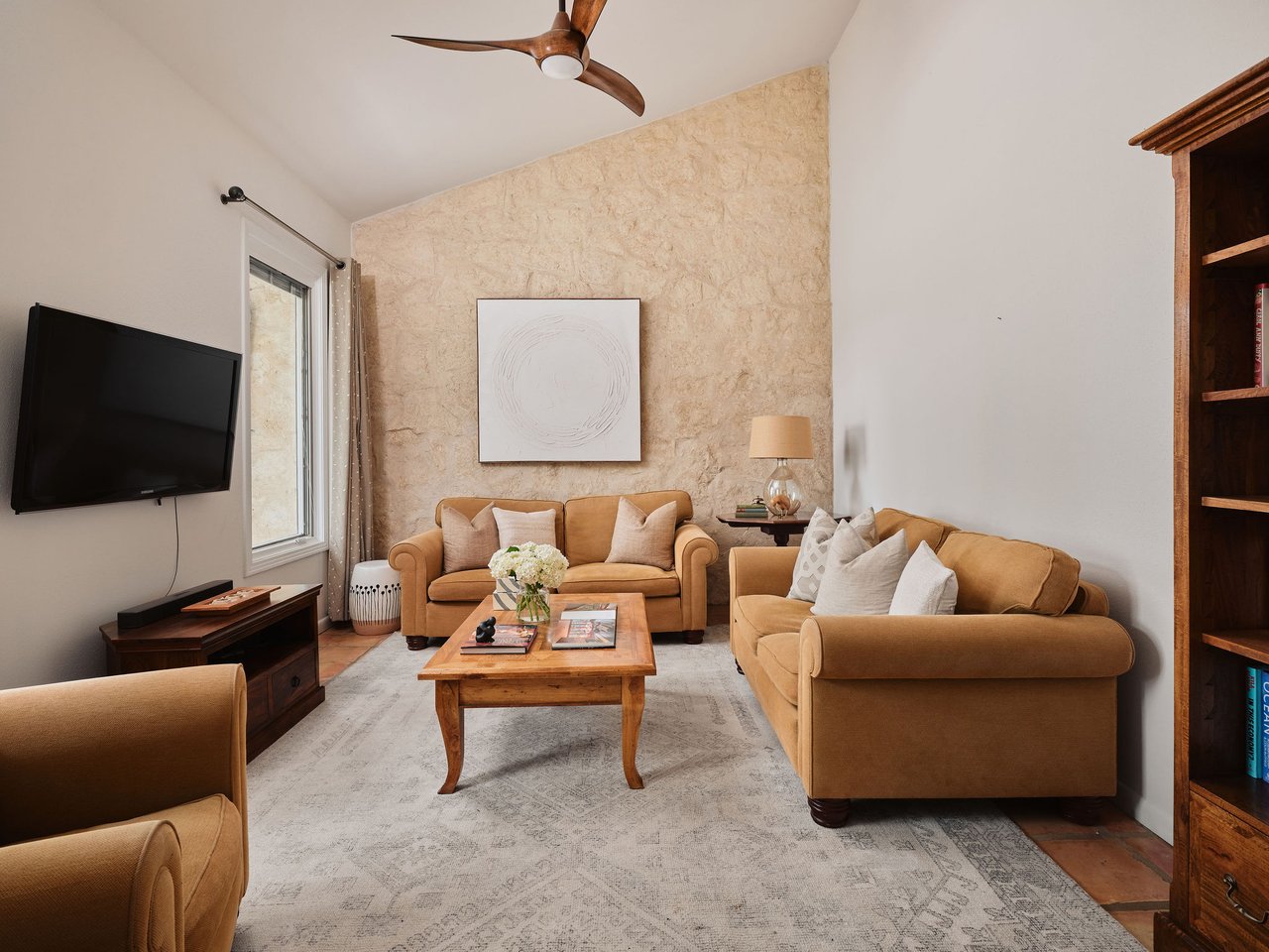 2310 Camino Alto