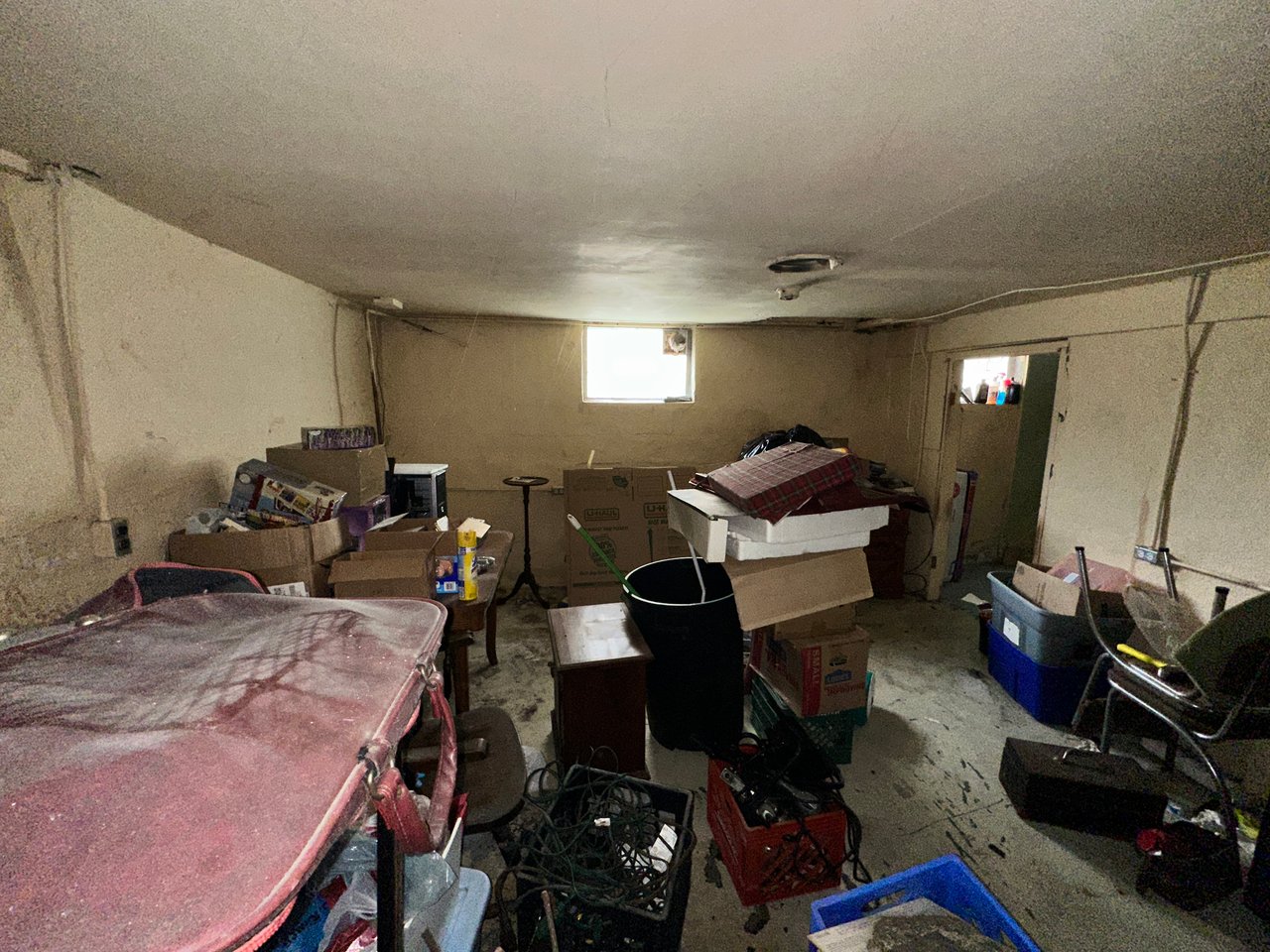 23039 Cushing Ave