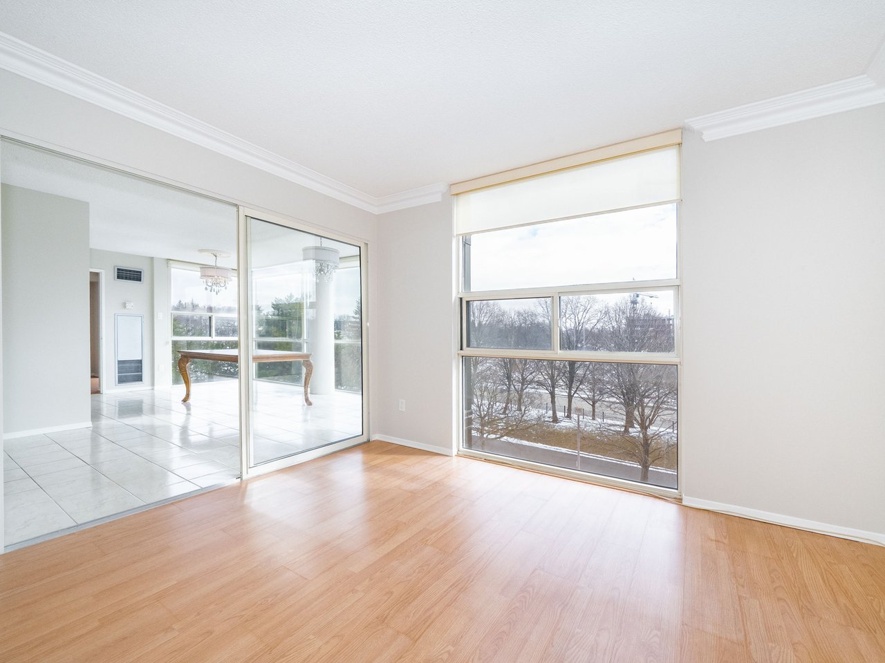 30 Harding Boulevard W, 404